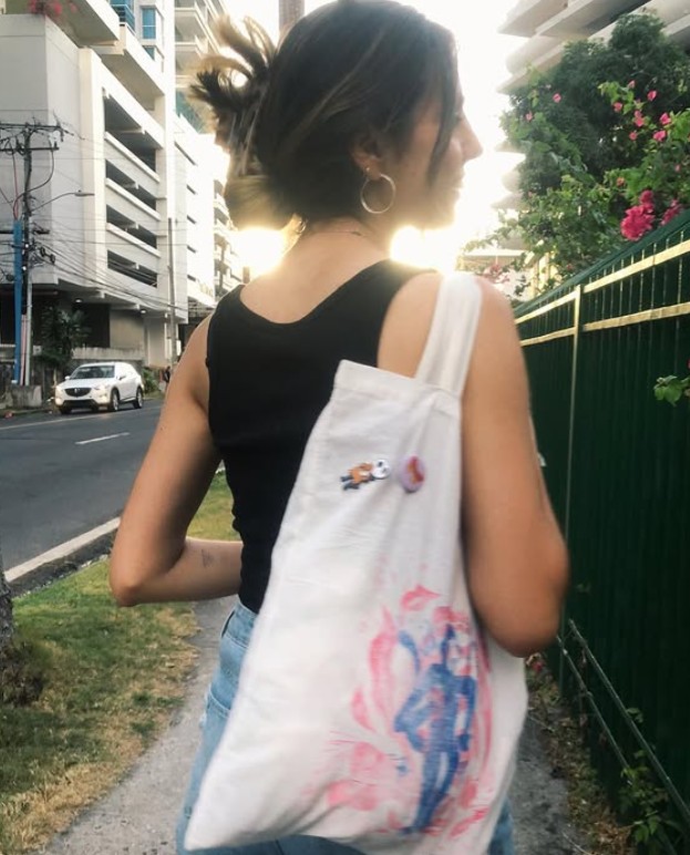 My daugher near parque urraca